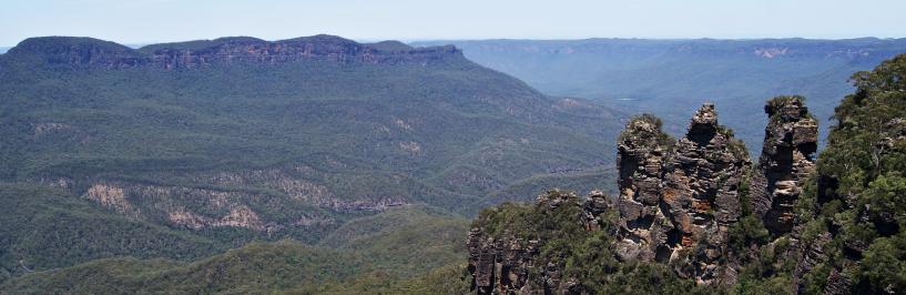 obrazek z Australii z widokiem Gór Błękitnych