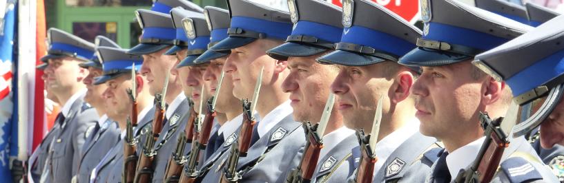 Policjanci podczas uroczystości