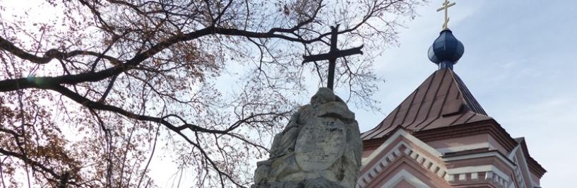 Grobowce na najstarszym cmentarzu w Bielsku Podlaskim